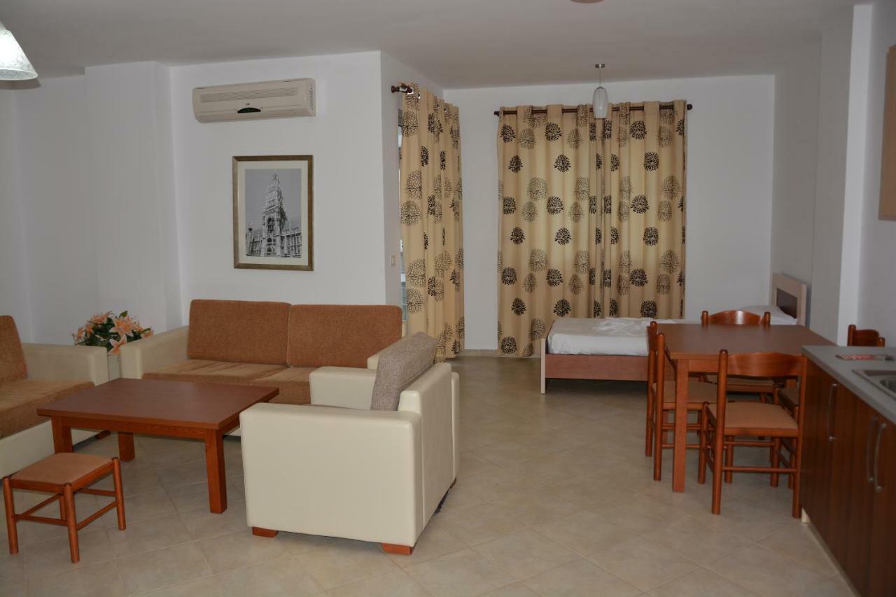 Rafaelo Resort Shëngjin Екстериор снимка