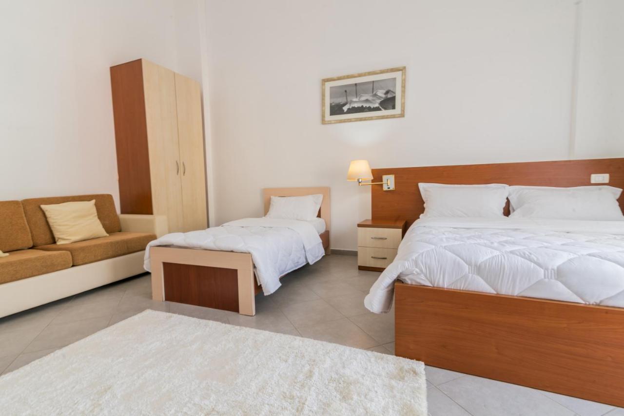 Rafaelo Resort Shëngjin Екстериор снимка