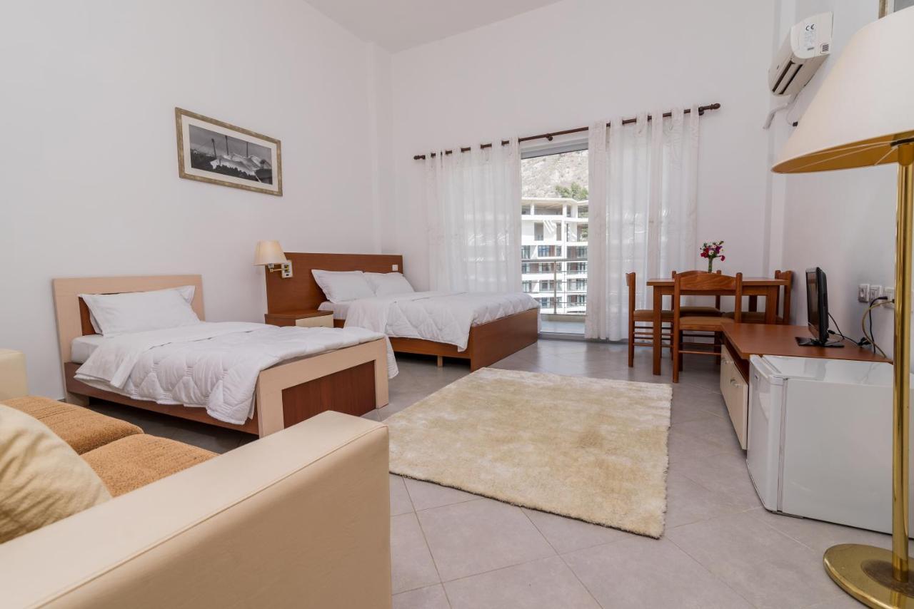 Rafaelo Resort Shëngjin Екстериор снимка