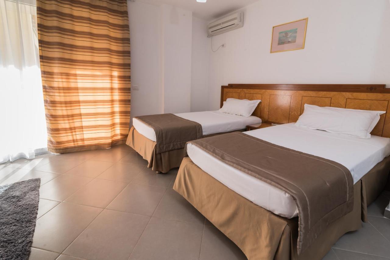 Rafaelo Resort Shëngjin Екстериор снимка