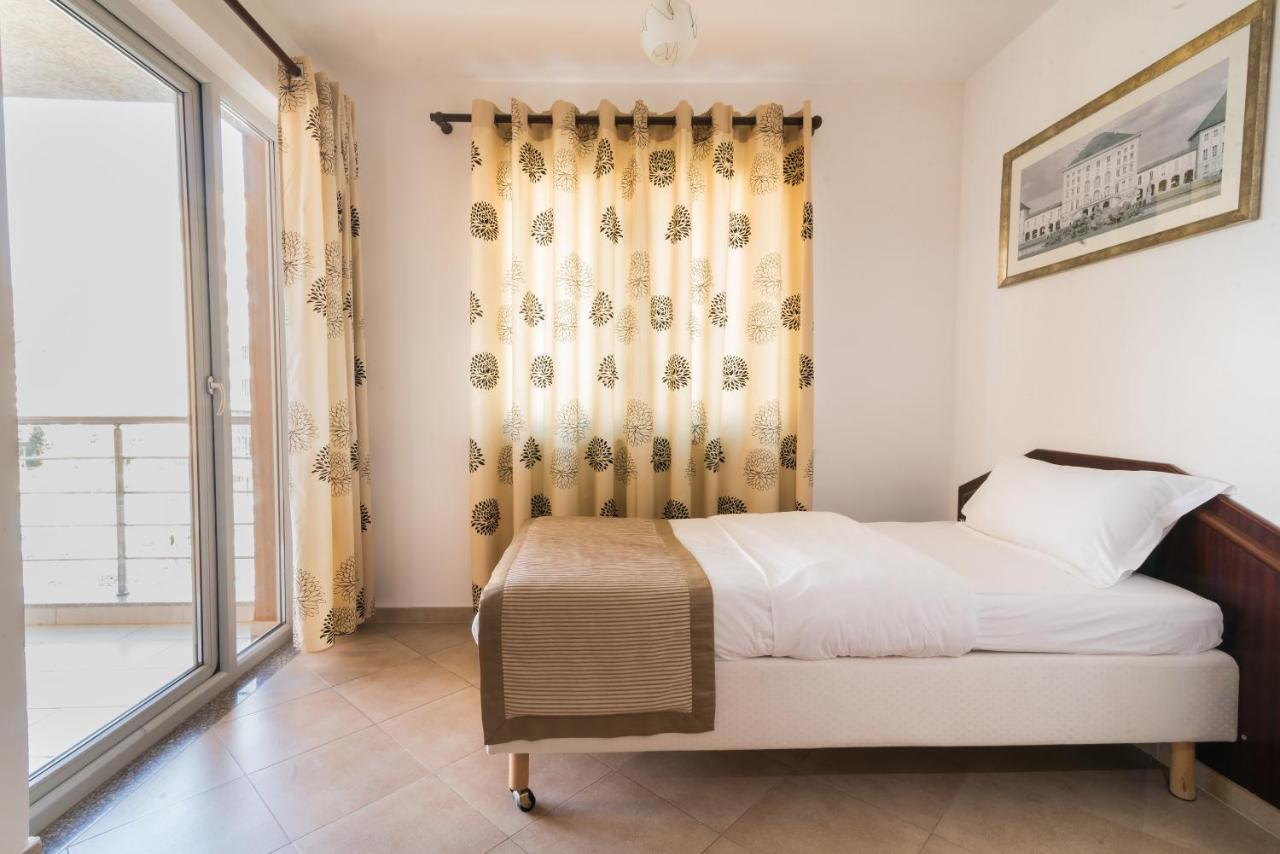 Rafaelo Resort Shëngjin Екстериор снимка