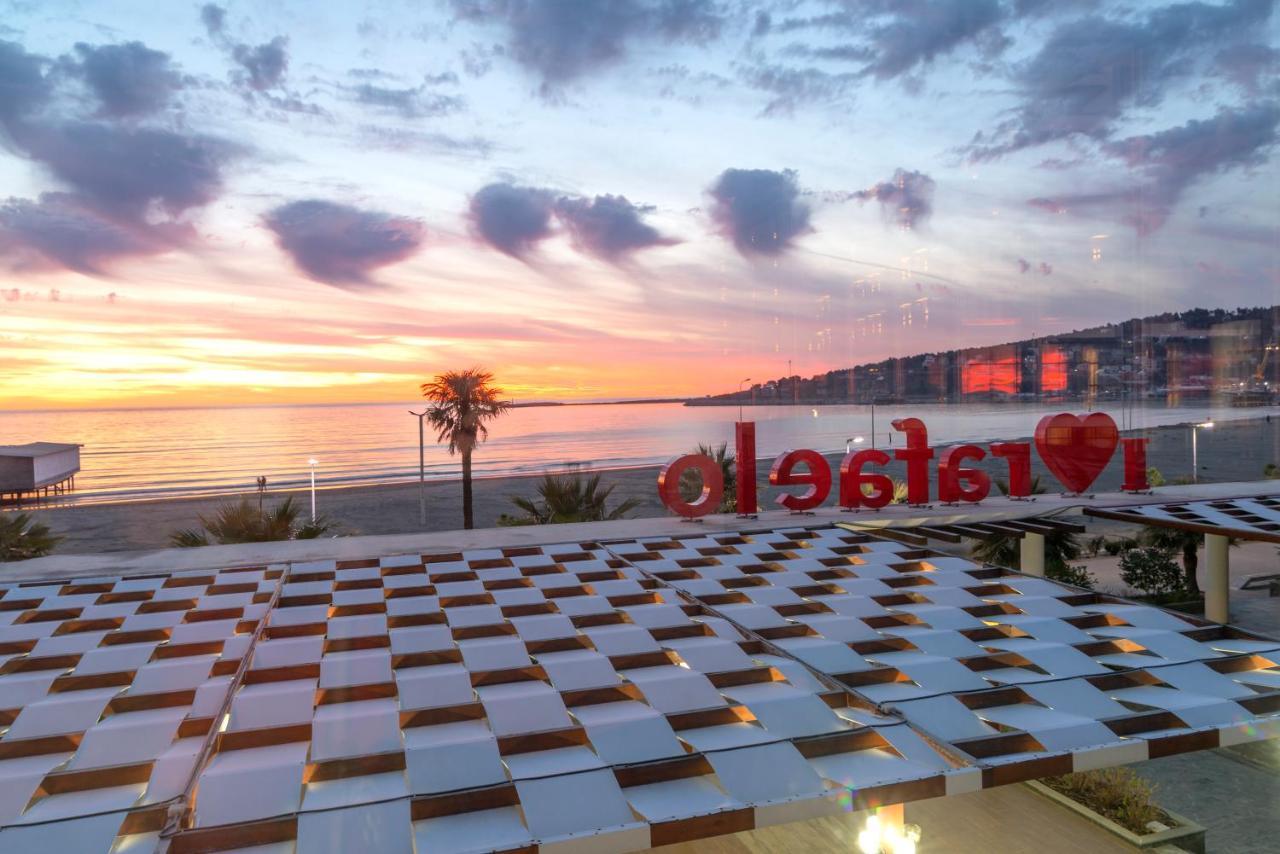 Rafaelo Resort Shëngjin Екстериор снимка